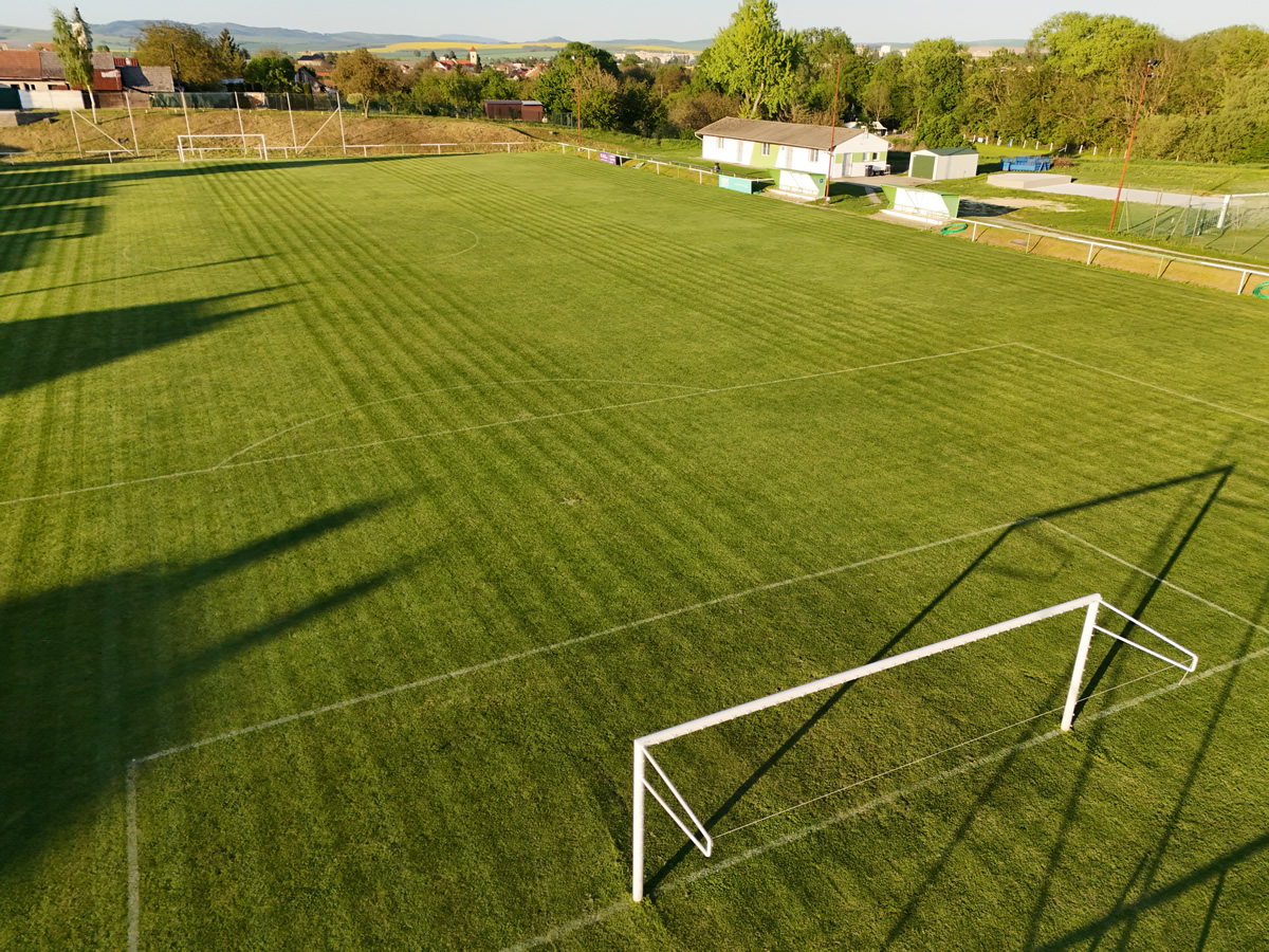 Futbalový štadión
Čáčov
prenájom futbalového areálu