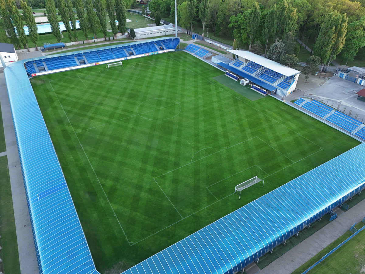 Futbalový štadión Senica
